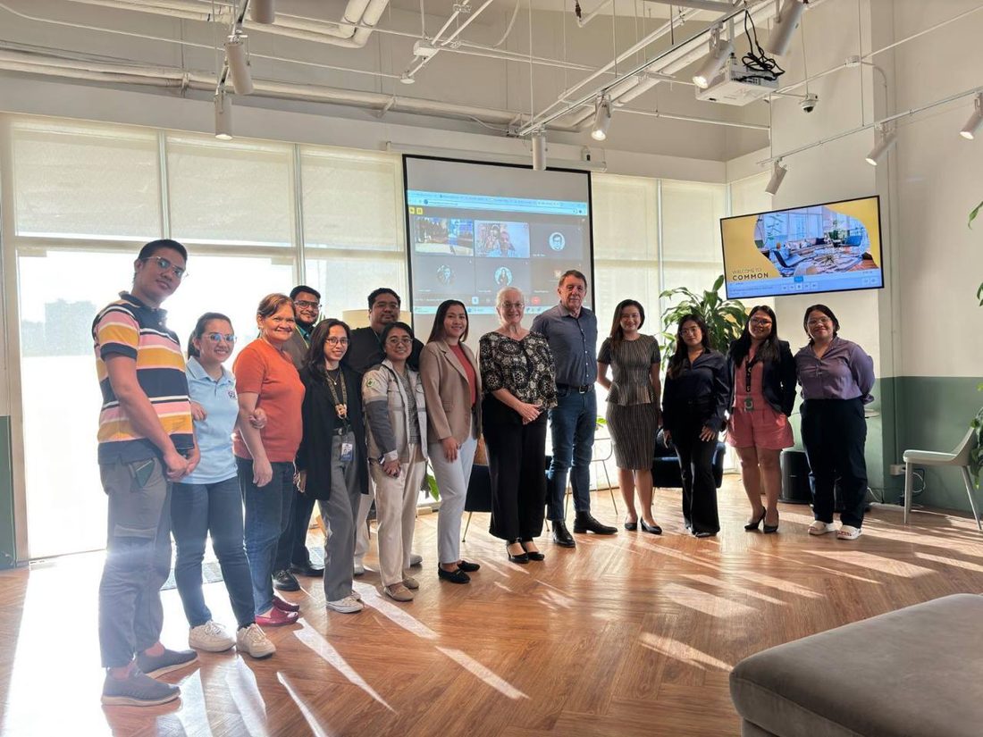 Women in Construction training session with Lighthouse Manila
